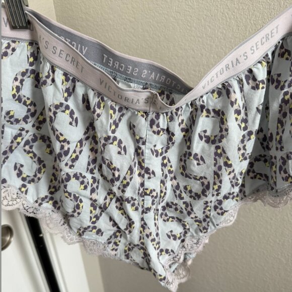 Victoria's Secret Pajama Shorts - Picture 4 of 4